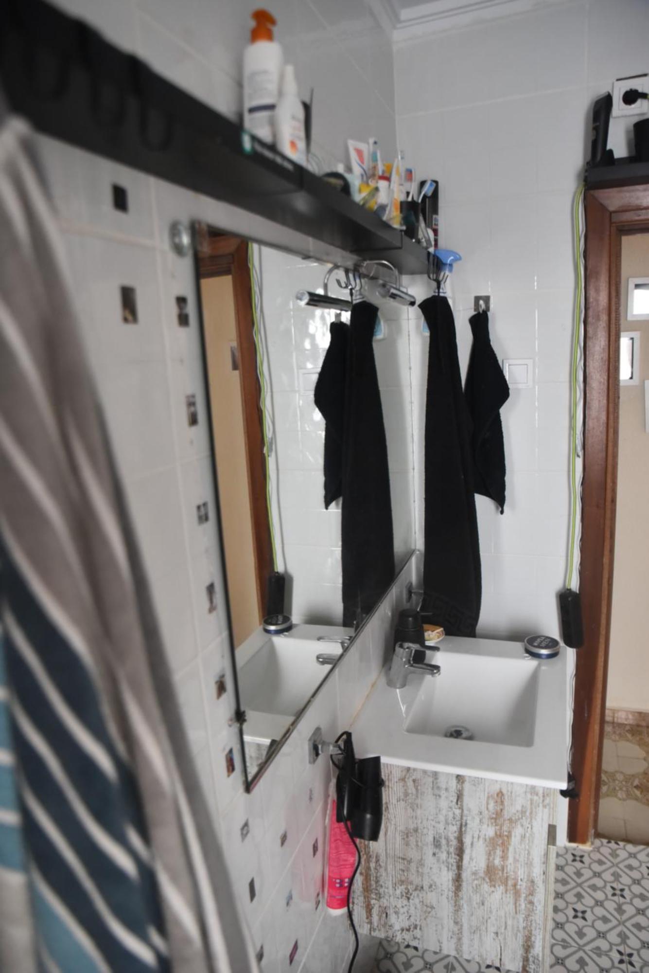 Grosses Modernes Zimmer "Silber" Fuer 2 Personen Und Katzenliebhaber Valencia Kültér fotó