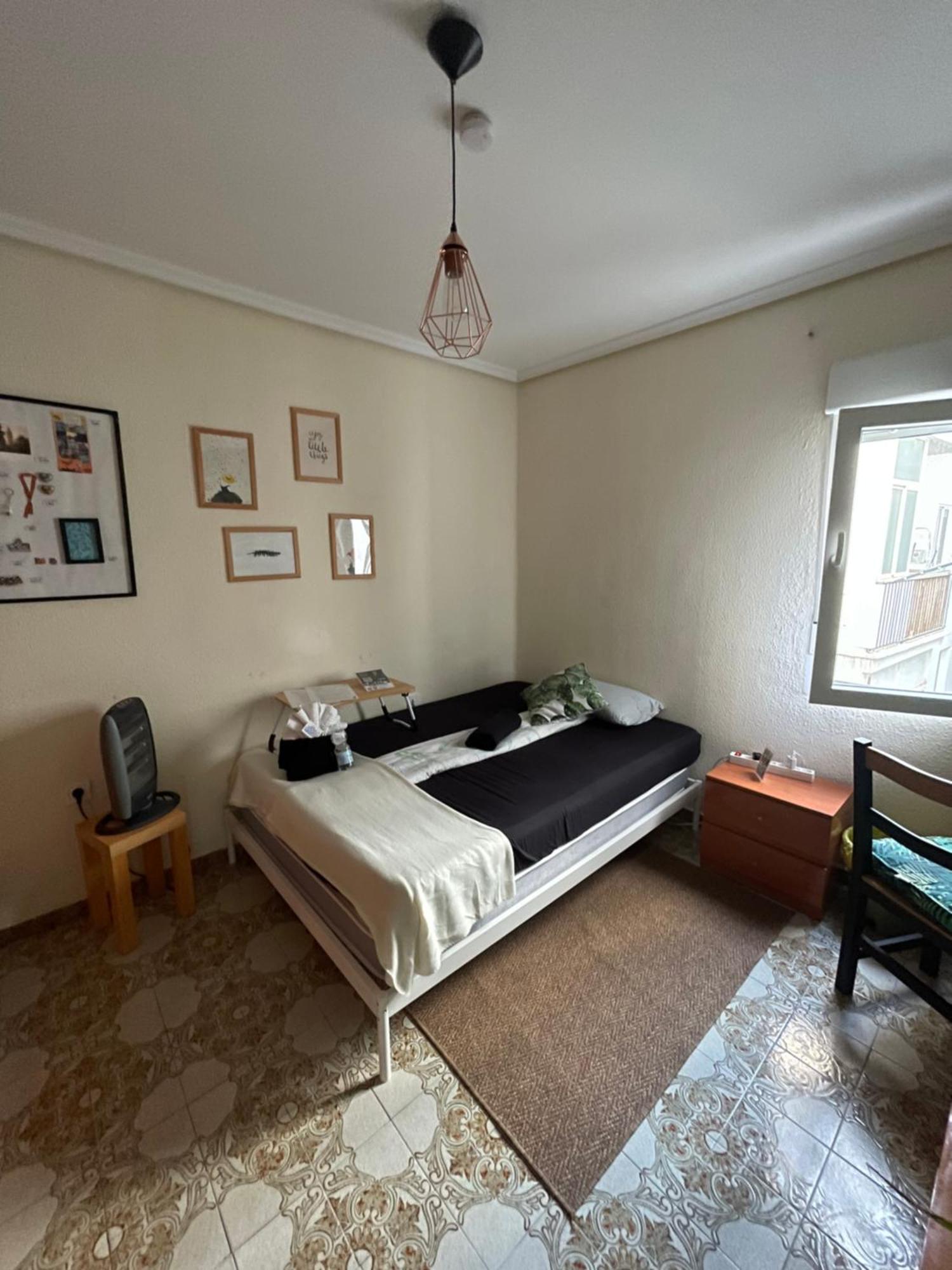 Grosses Modernes Zimmer "Silber" Fuer 2 Personen Und Katzenliebhaber Valencia Kültér fotó